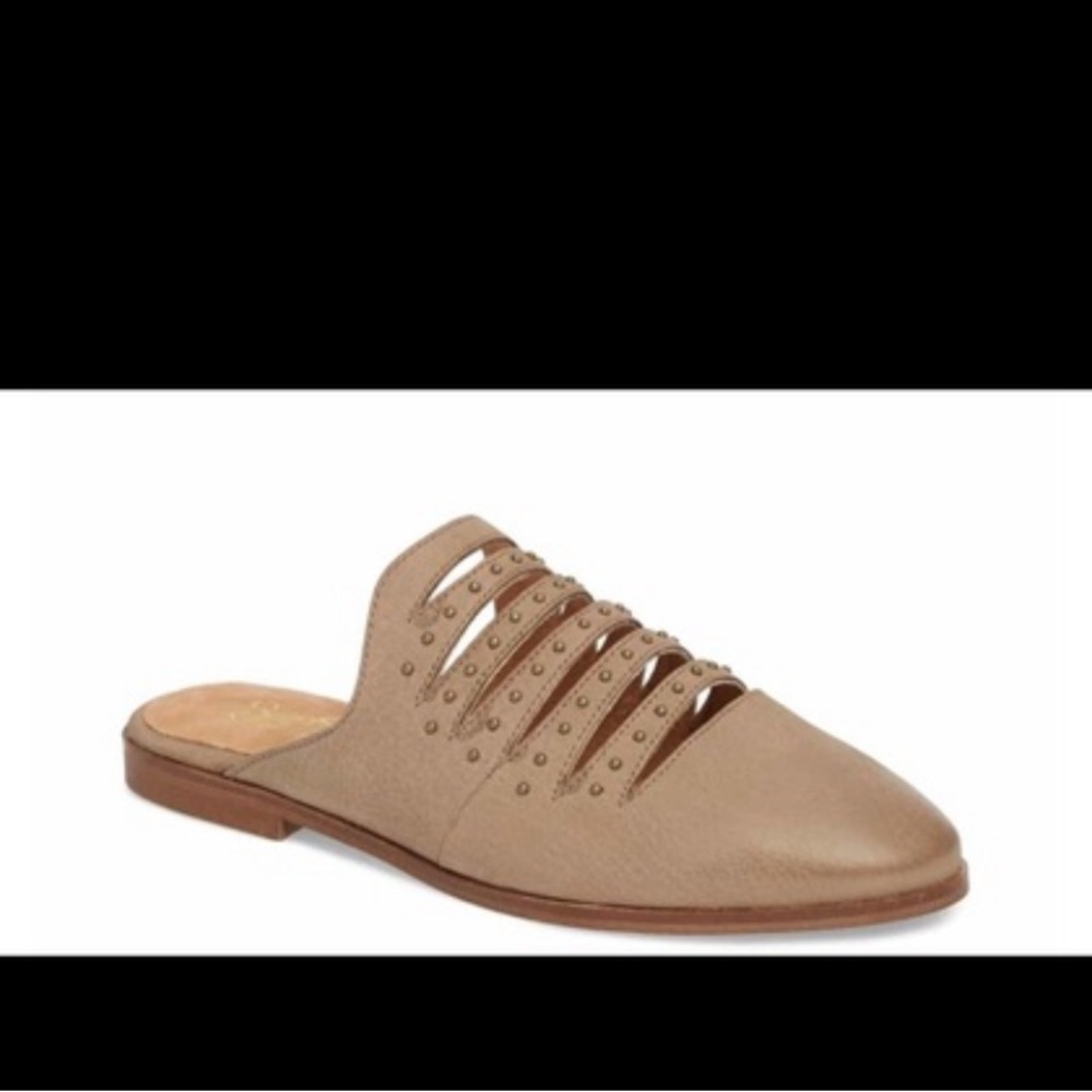 Seychelles Women's Tan Slip-On Loafers
